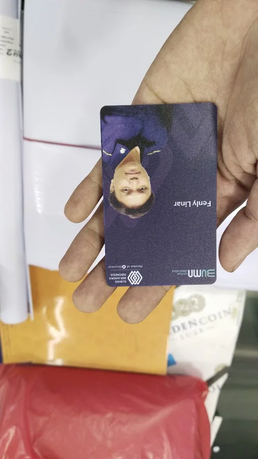 ID Card UV
